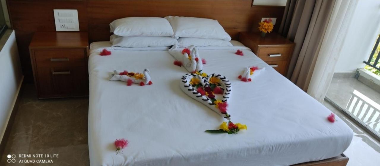 Servosonic Hotels And Resorts Канур Екстериор снимка
